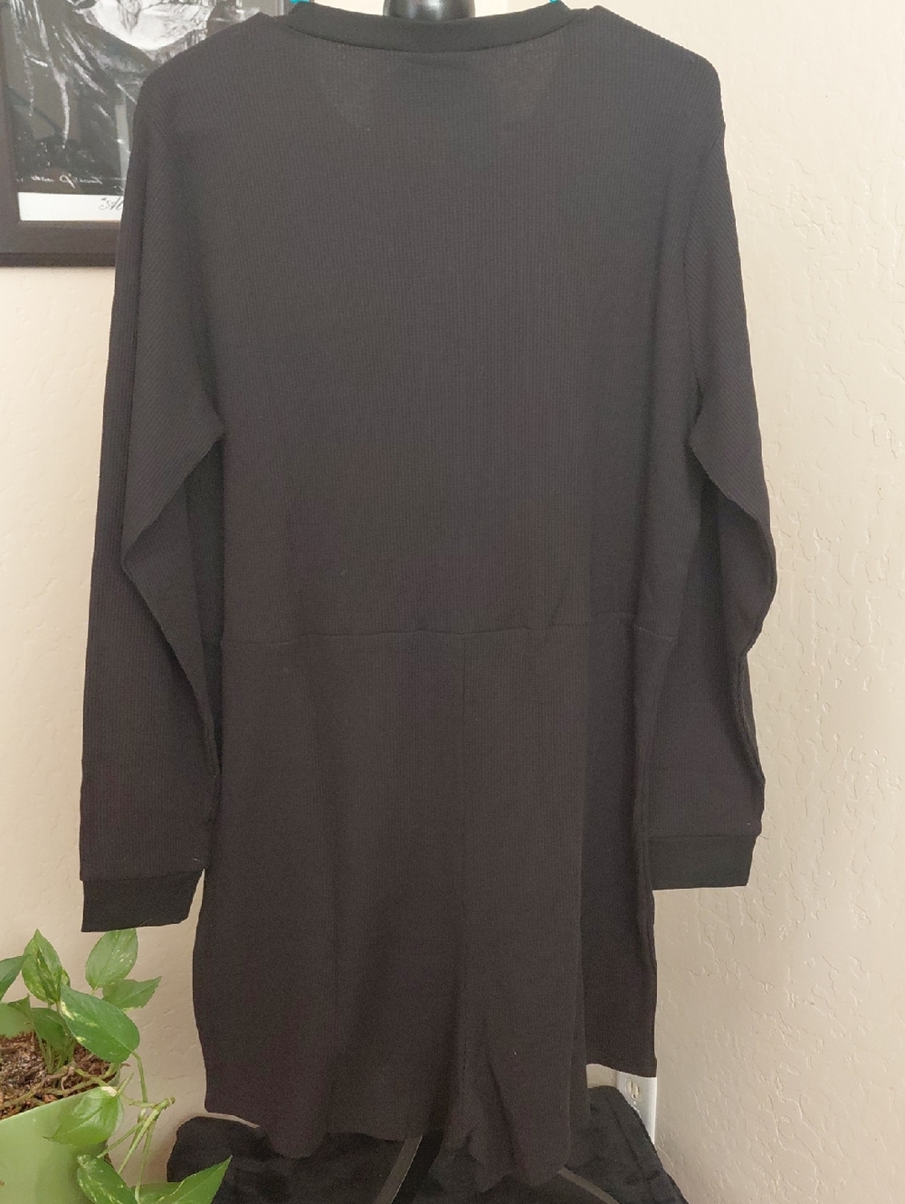 FOXBLOOD XXL BLACK LONG SLEEVE ROMPER SNAP CLOSURE IN FRONT - Picture 8 of 8